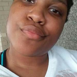 Meet your Posher, Lashaya