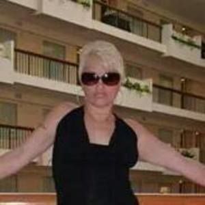 Meet your Posher, Tonya