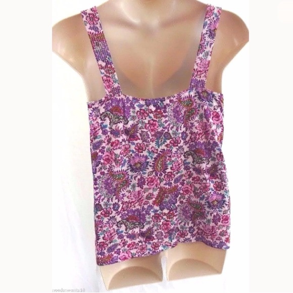 🎉HP 5/20🎉 Express purple floral sequin tank L - Picture 3 of 4