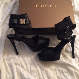 GUCCI heels great condition. Minor signs of wear.