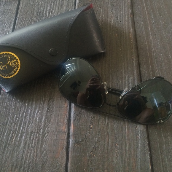 Ray bans!! - Picture 2 of 2