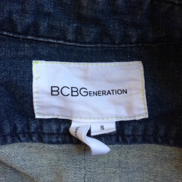 BCBGeneration Denim Top Long Sleeve Size Small - Picture 3 of 4