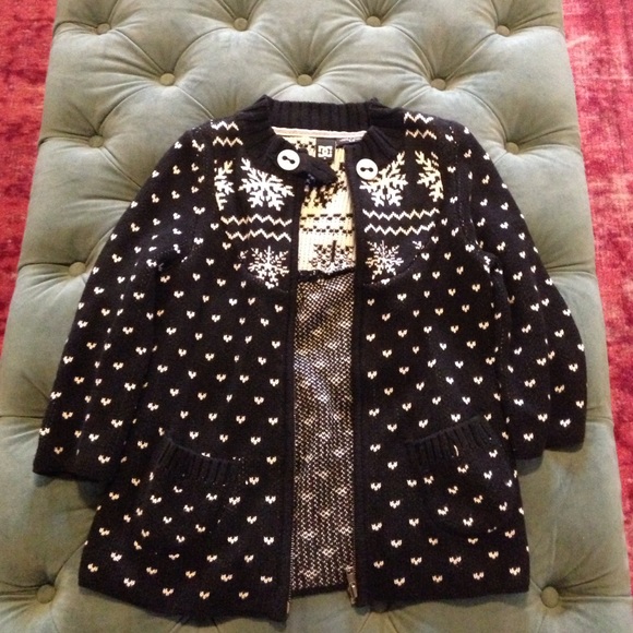 Quarter sleeve "ugly" Christmas sweater