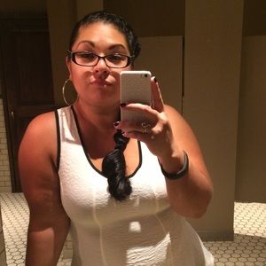 Meet your Posher, Ana