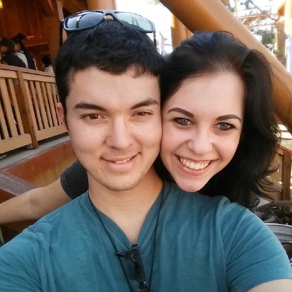 Meet your Posher, Raegan