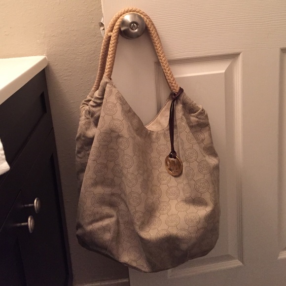 Micheal Kors bag