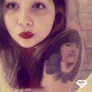 Meet your Posher, Desiree