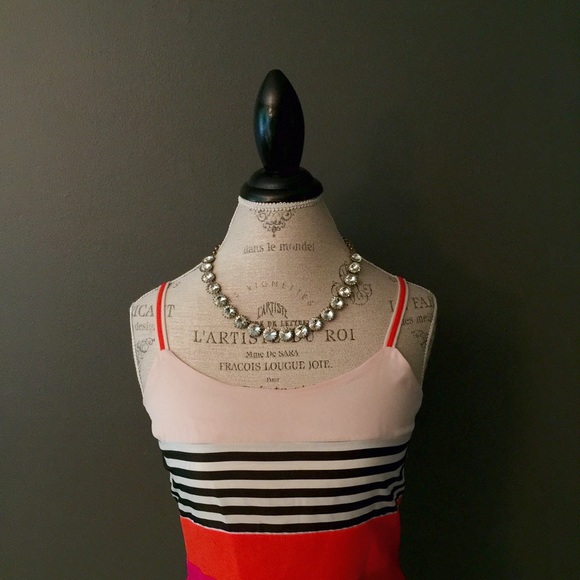 Neon Top ๐ - Picture 2 of 4