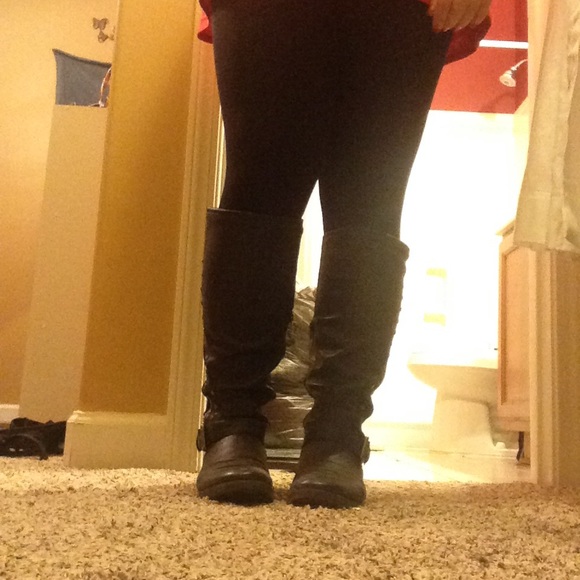 Riding boots