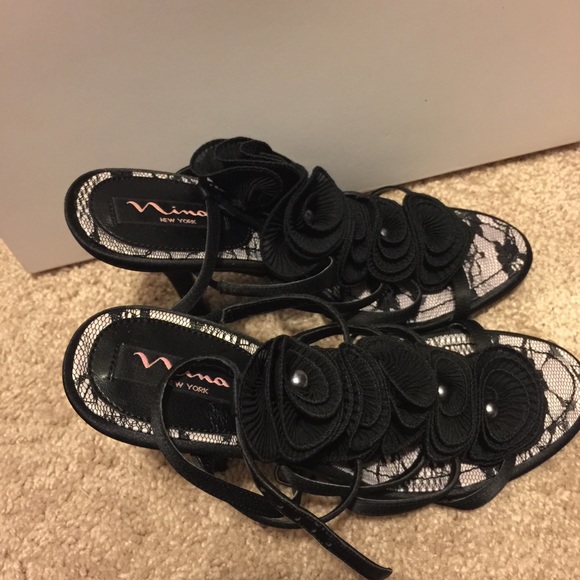 Sandals - Picture 2 of 3