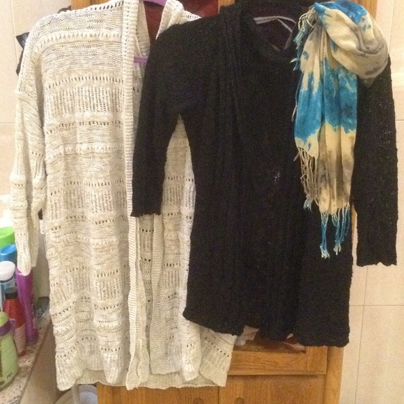 BUNDLE Black Sweater, White Sweater, Ombré Scarf