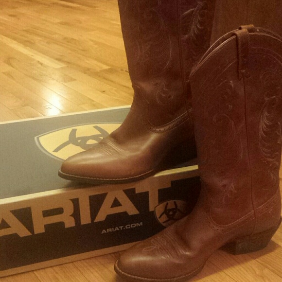 Women's ariat leather boots