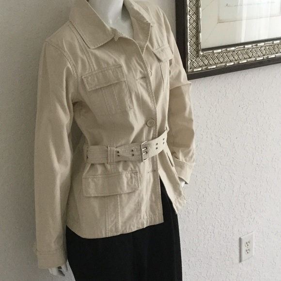 Jacket - Picture 2 of 3