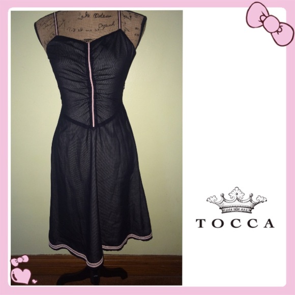 🏈 NWOT Tocca Black Pinstripe Dress Size 2