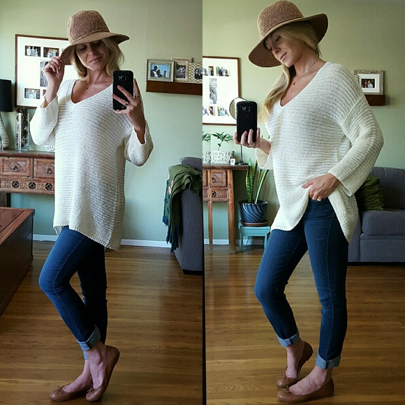 RESERVED SALE▪ Loose Knit Ivory Sweater - Picture 4 of 4