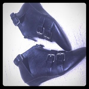 Kelsi dagger Booties