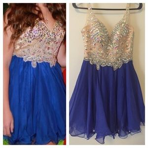 Adorable short semi formal