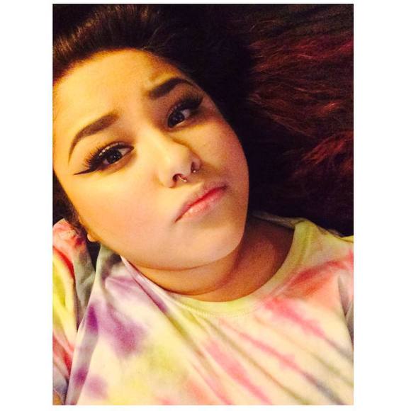 Meet your Posher, Sebrina - Picture 1 of 1