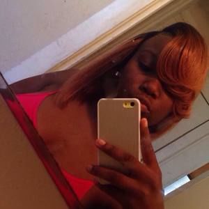 Meet your Posher, Tina