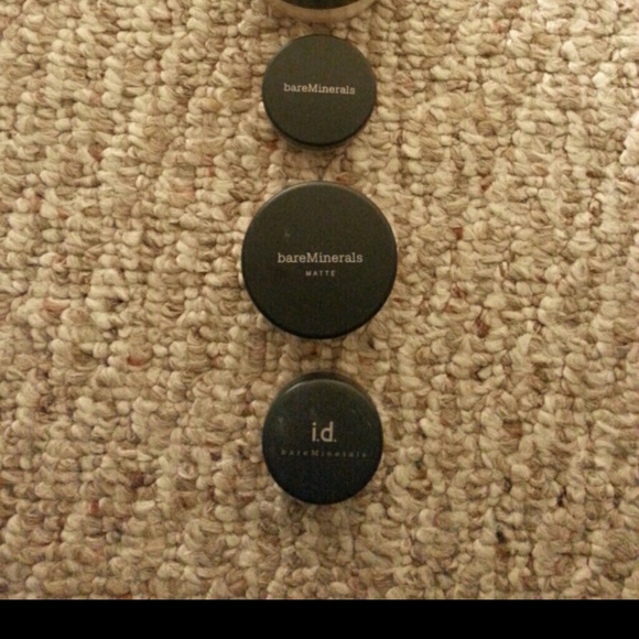 ON HOLD Bare minerals