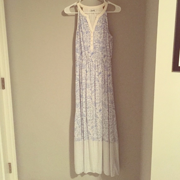 Light blue and white old navy maxi dress