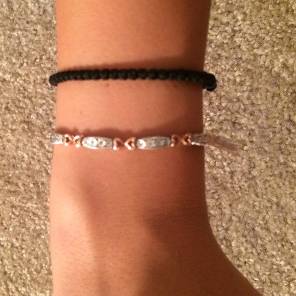 Sterling silver bracelet with rose gold hearts