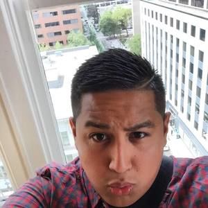 Meet your Posher, Everardo