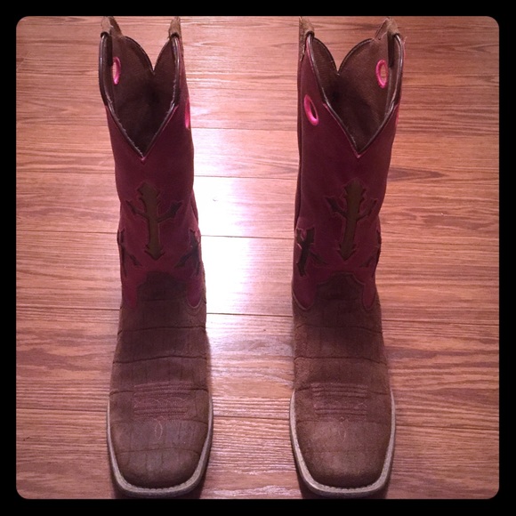 Size 5.5 Cowgirl boots