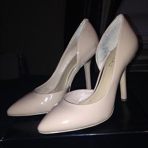 BCBG pumps
