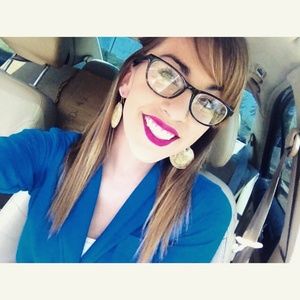 Meet your Posher, Nadine