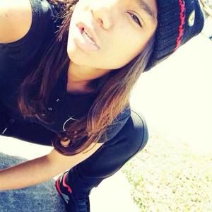 Meet your Posher, Qveen