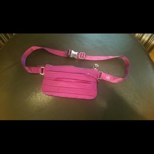 Lululemon pooch bag pink