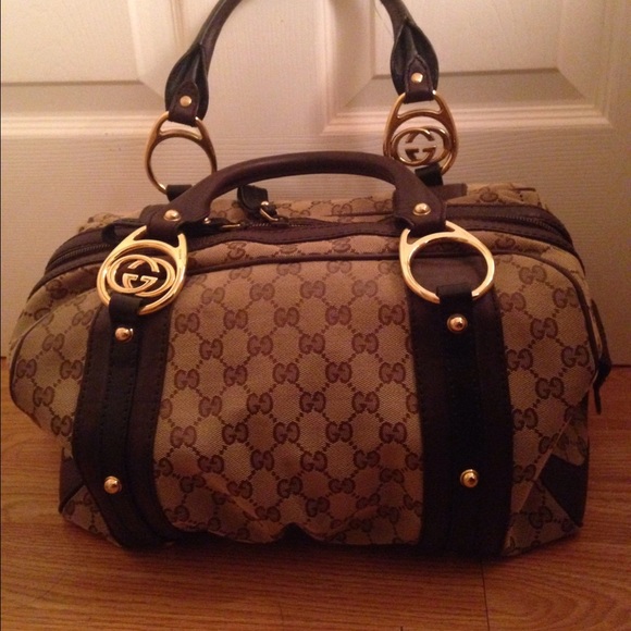 Gucci interlocking medium boston bag
