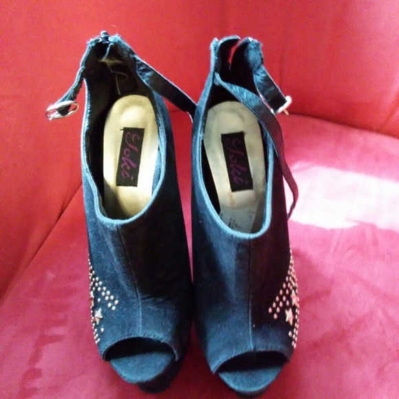 Platform heels - Picture 2 of 3