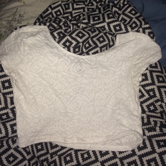 Rose Lace Croptop