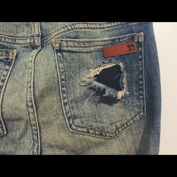 Joe's Jeans designer cropped distressed jeans