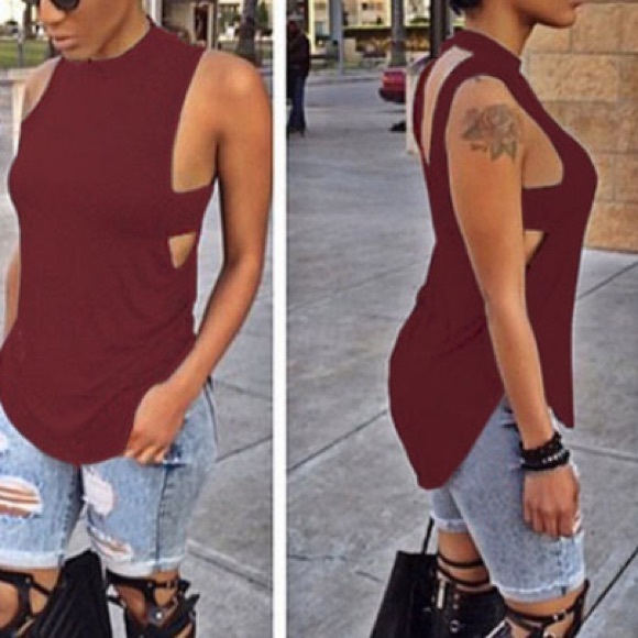 ❗️SOLD❗️Burgundy Top