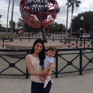 Meet your Posher, Dana