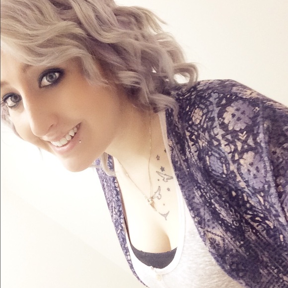 Meet your Posher, Melissa