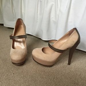 Jessica Simpson Cheetah nude / tan platform pumps