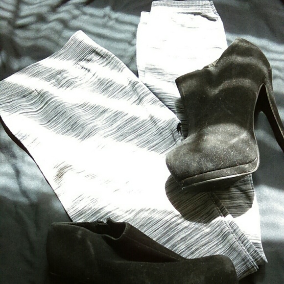 ❌SOLD❌ Leggings