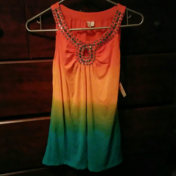 NWT Beaded detail multi color top