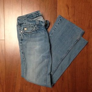 Miss Me jeans—light wash