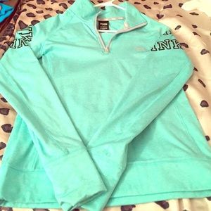 VS Pink ultimate 1/2 zip