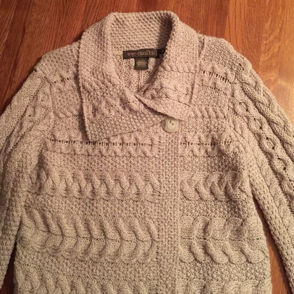 SOLD🎀🎀Irish Sweater