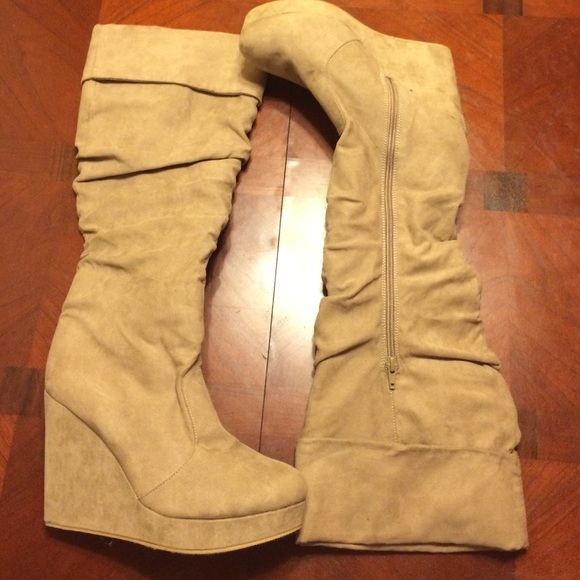 🚫SOLD🚫 Knee high boots