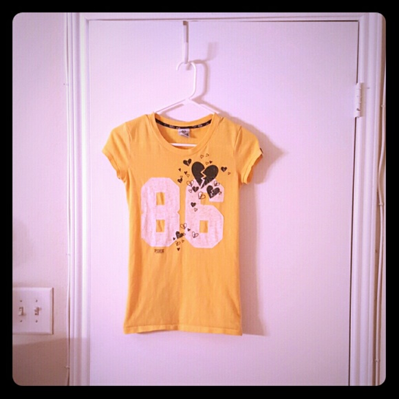 Victoria's Secret Pink t-shirt