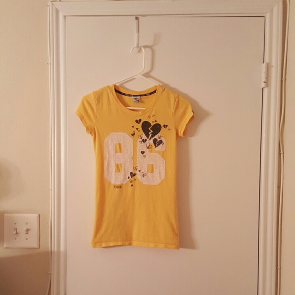 Victoria's Secret Pink t-shirt - Picture 2 of 3