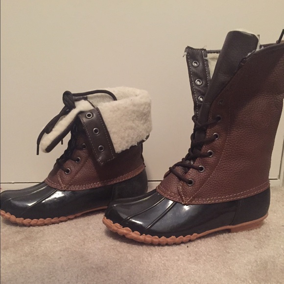 SOLD!!! Snow boots!