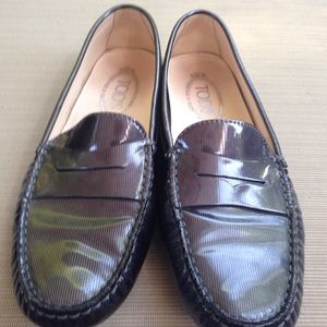 TODDS patent grey driving loafers.